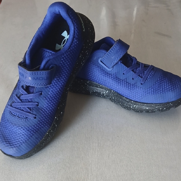Under Armour Other - Under Armour Kids Royal Blue Sneakers